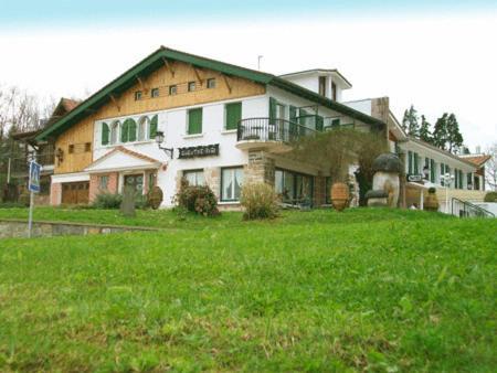 Hotel Gurutzeberri Oiartzun Esterno foto